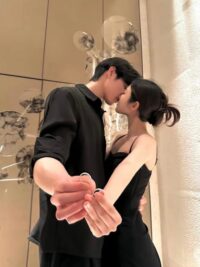 Ảnh bìa của Cãi Nhau Với Anh Trai Kế