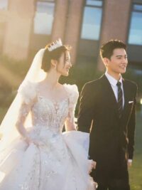 Ảnh bìa của Mẹ Con Tôi Cùng Gả Vào Hào Môn