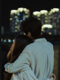 Ảnh bìa của Né Tránh Chồng Cũ