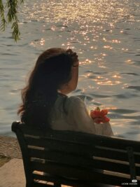 Ảnh bìa của Yêu Đương Không Công Khai