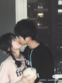 Ảnh bìa của Bạn Trai Cũ Của Tôi Lại Động Lòng Rồi