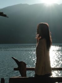 Ảnh bìa của Chị Em Song Sinh, Sự Thật Bị Chôn Vùi